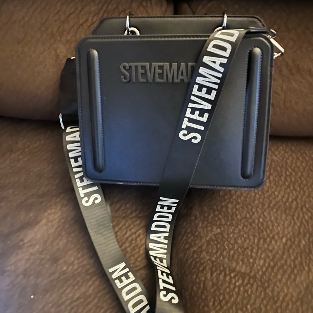 Steve Madden Black Messenger Bag